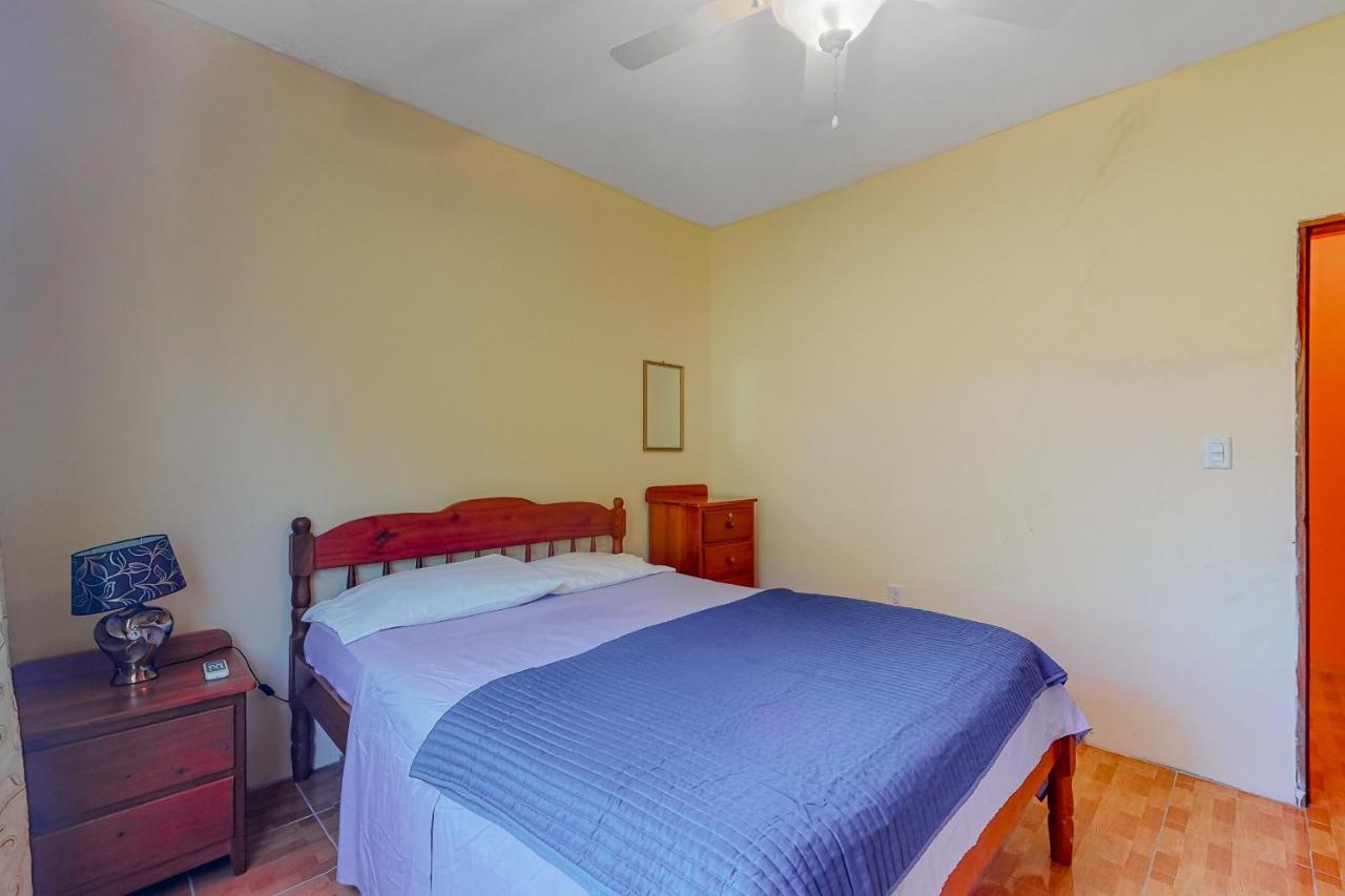 Appartement De Real Macaw à Caye Caulker Extérieur photo